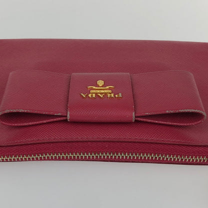 【中古品】【レディース】 PRADA プラダ レザー ポーチ サフィアーノ リボン コスメポーチ 箱付き 181-241226-SY-20-iwa カラー：PINK系 万代Net店