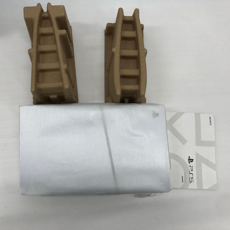 【中古美品】 SONY ソニー プレイステーション5 デジタル・エディション 日本語専用 CFI-2200B01 825GB 032-260909-ns-25-tei カラー：ホワイト 万代Net店