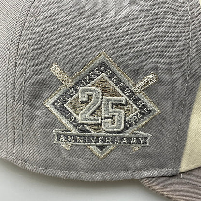 【中古品】【メンズ】 NEW ERA ニューエラ 59FIFTY ミルウォーキー・ブルワーズ CHROME ANNIVERSARY キャップ 185-260421-SS-07-iwa サイズ：7 3/4 カラー：グレー ホワイト 万代Net店