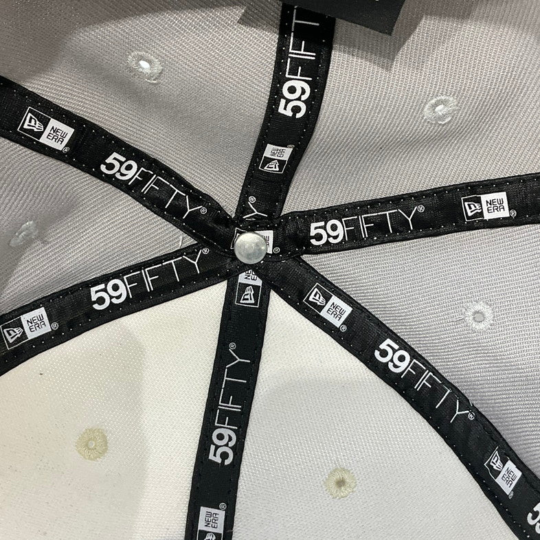 【中古品】【メンズ】 NEW ERA ニューエラ 59FIFTY ミルウォーキー・ブルワーズ CHROME ANNIVERSARY キャップ 185-260421-SS-07-iwa サイズ：7 3/4 カラー：グレー ホワイト 万代Net店