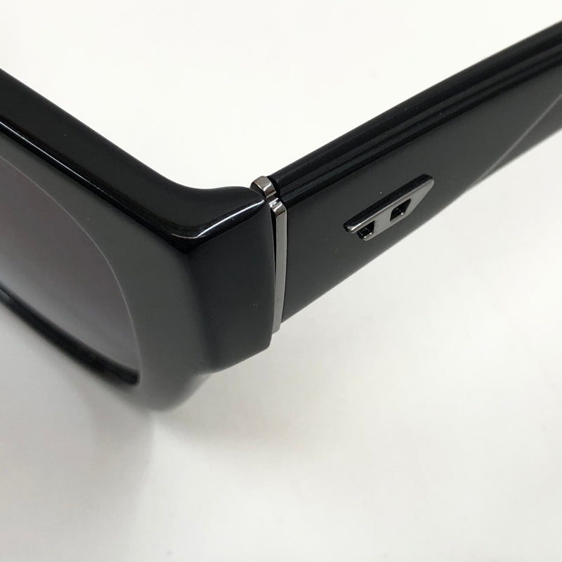 【現状渡し品】【メンズ/レディース】 DIESEL ディーゼル SQUARE SUNGLASSES DL2005 2001 スクエアサングラス アイウェア 203-260718-hn-03-fur サイズ：56ロ19 145 カラー：ブラック 万代Net店