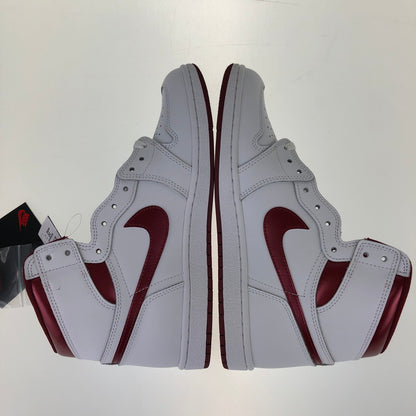 【中古美品】NIKE ナイキ BQ4422-161 AIR JORDAN 1 HIGH ’85 METALLIC BURGUNDY 160-250611-SY-08-iwa サイズ：29.0 カラー：METALLIC BURGUNDY 万代Net店