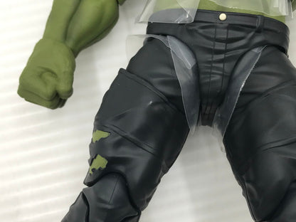 【中古品】 S.H.フィギュアーツ ハルク (アベンジャーズ/インフィニティ・ウォー） 開封済み 箱イタミあり 055-261005-ti-03-tagh 万代Net店