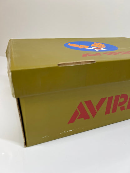 【中古品】【メンズ】 AVIREX アヴィレックス HELIOS AV3320-02 ヘリオス スニーカー 靴 165-260822-YS-01-hon サイズ：28 カラー：OLIVE 万代Net店