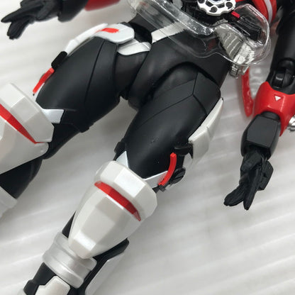 【中古品】 S.H.Figuarts 仮面ライダーギーツ ブーストマグナムフォーム＆フィーバーフォームパーツセット 開封済み 箱ヤケあり 042-260703-ti-05-tagh 万代Net店