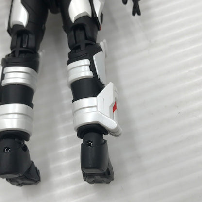 【中古品】 S.H.Figuarts 仮面ライダーギーツ ブーストマグナムフォーム＆フィーバーフォームパーツセット 開封済み 箱ヤケあり 042-260703-ti-05-tagh 万代Net店