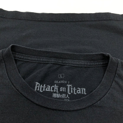 【中古品】【メンズ】 ATTACK ON TITAN 進撃の巨人 CAPTAIN LEVI FRONT PRINT SS TEE リヴァイ兵長 フロントプリント 半袖Tシャツ トップス 146-260720-hn-10-fur サイズ：L カラー：ブラック 万代Net店