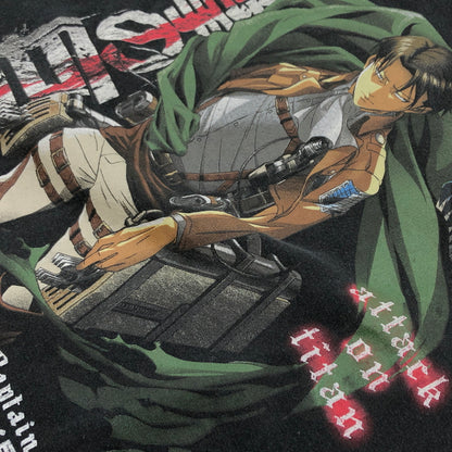 【中古品】【メンズ】 ATTACK ON TITAN 進撃の巨人 CAPTAIN LEVI FRONT PRINT SS TEE リヴァイ兵長 フロントプリント 半袖Tシャツ トップス 146-260720-hn-10-fur サイズ：L カラー：ブラック 万代Net店