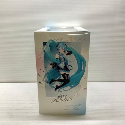 【現状渡し品】 初音ミク・クロニクル 1/7スケールフィギュア F：NEX限定 デザインココ ひのきや 箱あり 053-260828-YT-05-min 万代Net店