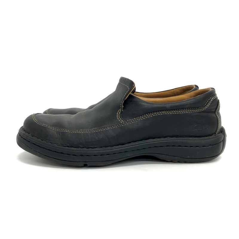 【現状渡し品】【メンズ】 Clarks クラークス 500690 ネイチャーイージー レザーシューズ スリッポン 靴 165-251128-rs-06-fur サイズ：UK8 1/2G (26.5cm相当) カラー：ブラック 万代Net店