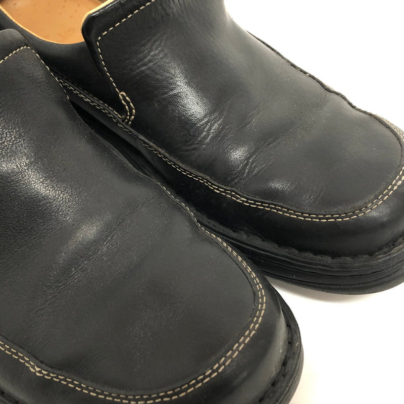 【現状渡し品】【メンズ】 Clarks クラークス 500690 ネイチャーイージー レザーシューズ スリッポン 靴 165-251128-rs-06-fur サイズ：UK8 1/2G (26.5cm相当) カラー：ブラック 万代Net店