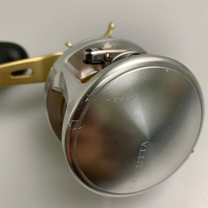 【現状渡し品】 SHIMANO シマノ １３カルカッタ 801F 釣具 ベイトリール 134-260722-AS-5-min 万代Net店