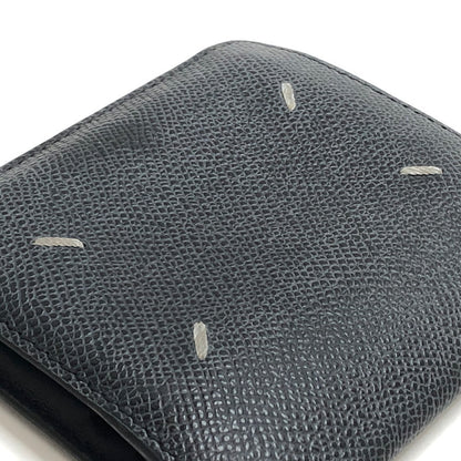 【現状渡し品】【レディース】 MAISON MARGIELA メゾンマルジェラ 4-STITCH BI-FOLD WALLET SA3UI0007 二つ折り財布 コンパクトウォレット 200-260507-rs-03-fur カラー：ブラック 万代Net店