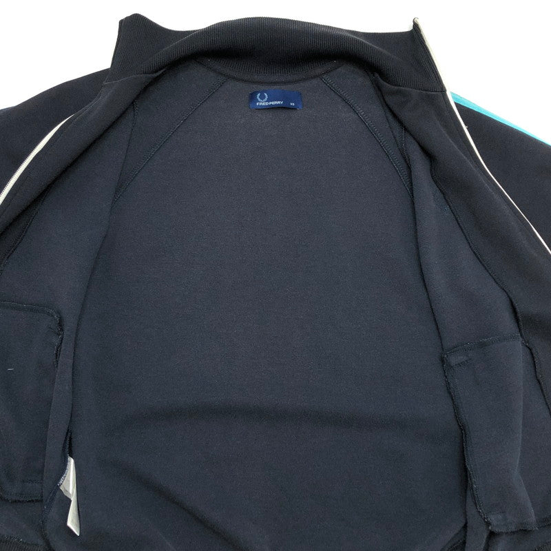 【現状渡し品】【メンズ/レディース】 FRED PERRY フレッドペリー Twin Tape Track Jacket J5327 ツインテープ トラックジャケット トラックトップ 長袖 トップス ジャージ 141-250829-rs-04-fur サイズ：XS カラー：ディープネイビー系 万代Net店