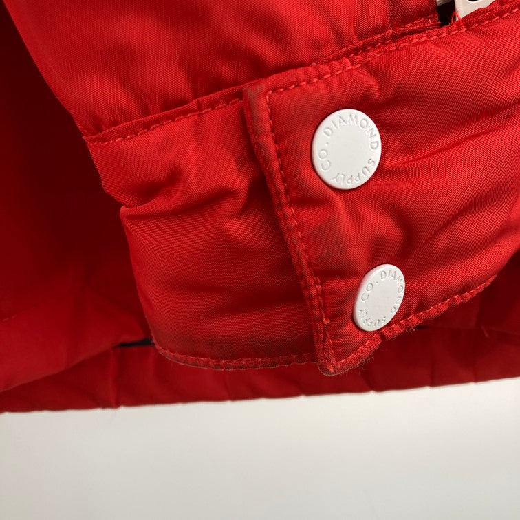 【中古品】【メンズ】 DIAMOND SUPPLY CO. HOODED QUILTING JACKET 142-260125-WA-08-iwa サイズ：L カラー：レッド 万代Net店