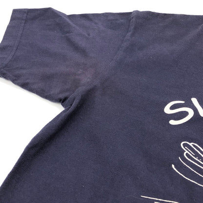 【現状渡し品】【メンズ】 STUDIO D’ARTISAN ステュディオダルチザン × PEANUTS S/S TEE プリント Tシャツ 半袖 トップス アメカジ系 145-250529-rs-01-fur サイズ：M カラー：ネイビー 万代Net店