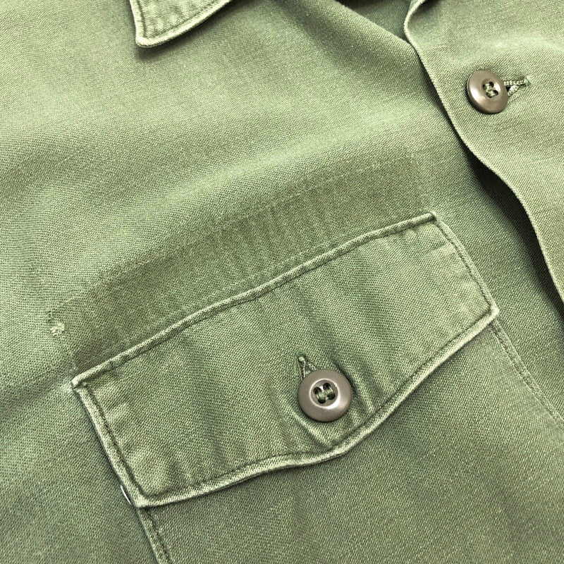 【現状渡し品】【メンズ】 US.ARMY UTILITY SHIRT ユーティリティシャツ ミリタリーシャツ 長袖 トップス 古着 アメカジ系 ヴィンテージ系 145-251201-rs-05-fur サイズ：16 1/2×32 カラー：グリーン・カーキ系 万代Net店