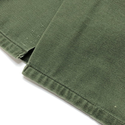 【現状渡し品】【メンズ】 US.ARMY UTILITY SHIRT ユーティリティシャツ ミリタリーシャツ 長袖 トップス 古着 アメカジ系 ヴィンテージ系 145-251201-rs-05-fur サイズ：16 1/2×32 カラー：グリーン・カーキ系 万代Net店