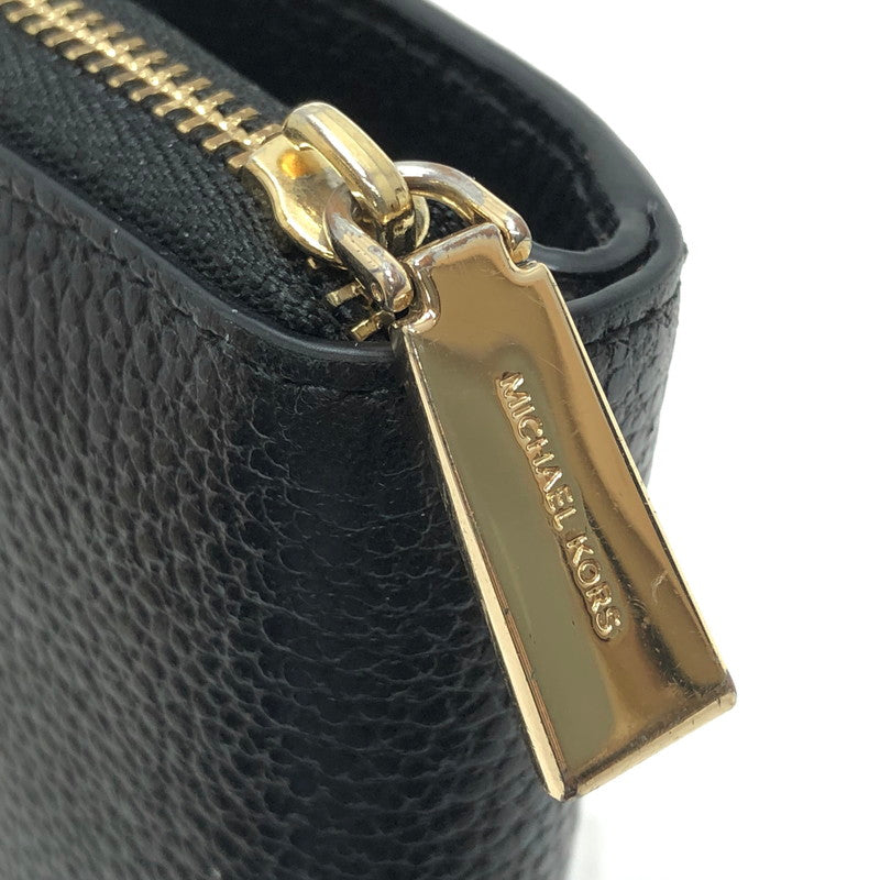 【中古品】【レディース】 MICHAEL KORS マイケルコース ミディアム ジップアラウンド スナップ ウォレット 34F9GJ6Z8L 二つ折り財布 コンパクトウォレット 201-260508-rs-05-fur カラー：ブラック 万代Net店
