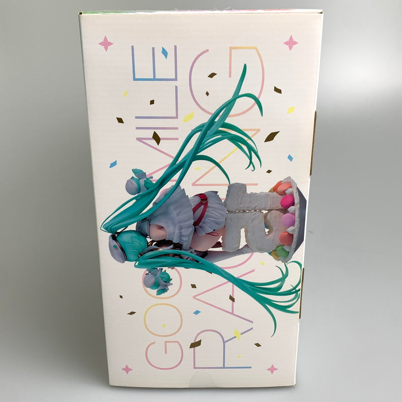 【現状渡し品】 グッドスマイルレーシング 初音ミク GTプロジェクト レーシングミク 2023 15th Anniversary Ver. フィギュア 053-260731-zi-08-min 万代Net店