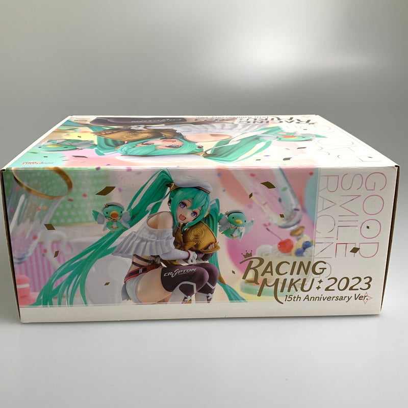 【現状渡し品】 グッドスマイルレーシング 初音ミク GTプロジェクト レーシングミク 2023 15th Anniversary Ver. フィギュア 053-260731-zi-08-min 万代Net店