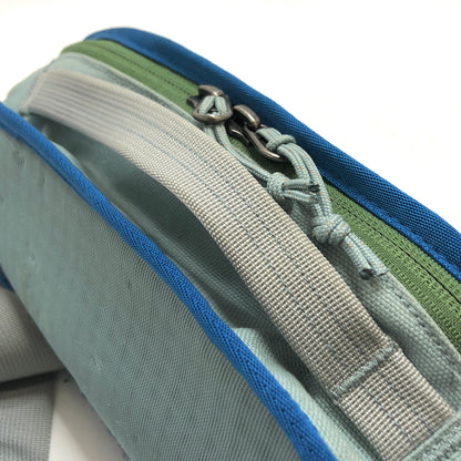 【現状渡し品】【メンズ/レディース】 PATAGONIA パタゴニア FIELDSMITH HIP PACK STY48580FA24 フィールズミス・ヒップ・パック ボディバッグ 鞄 188-261020-rs-03-fur サイズ：ONE SIZE カラー：ライトブルー/ブルー/グリーン 万代Net店