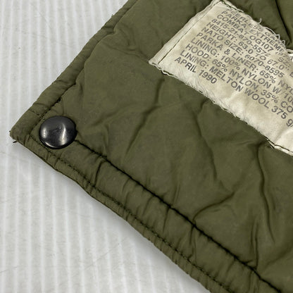 【中古品】【メンズ】 CANADIAN ARMY カナダ軍 8415-21-870-5572 OG107 COMBAT PARKA LINER COAT コンバット パーカー ライナー コート アウター 146-260607-kh-01-izu サイズ：1 SHORT/SMALL カラー：カーキ系 万代Net店