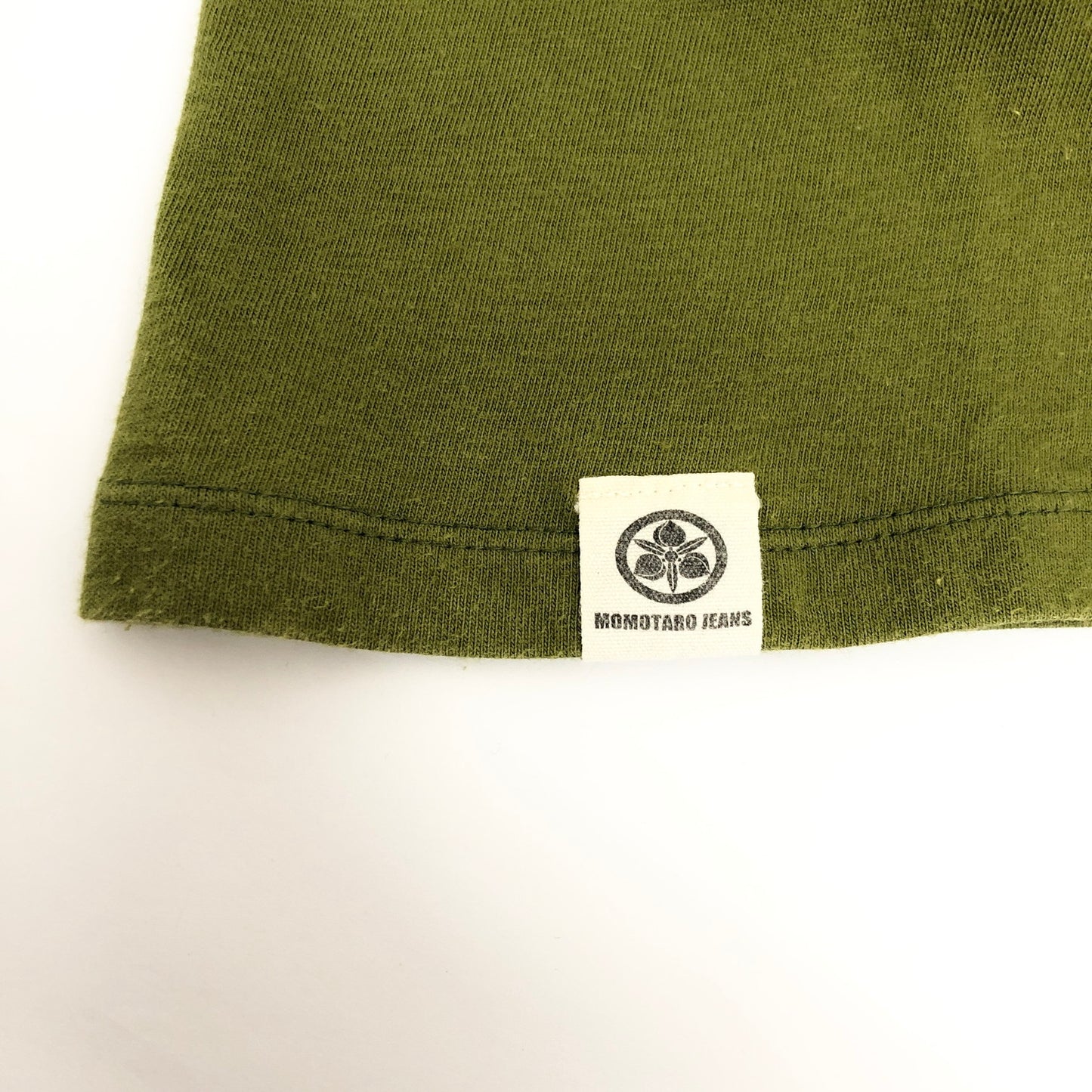 【現状渡し品】【メンズ】 桃太郎ジーンズ S/S TEE 半袖 Tシャツ トップス アメカジ系 145-251203-yu-05-fur サイズ：M カラー：カーキ系 万代Net店