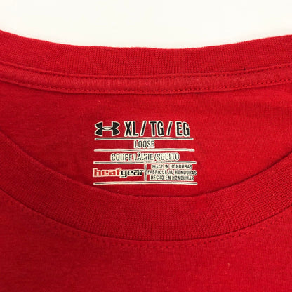 【現状渡し品】【メンズ】 UNDER ARMOUR アンダーアーマー S/S TEE 半袖 Tシャツ トップス ヴィンテージ系 146-251203-yu-04-fur サイズ：XL カラー：レッド 万代Net店