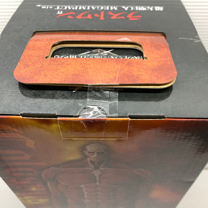 【中古品】 一番くじ 進撃の巨人 ～獣の巨人は俺が仕留める～ ラストワン賞 超大型巨人 MEGAIMPACT フィギュア バンダイ 箱あり 052-260810-YT-07-min 万代Net店