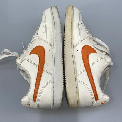 【中古品】【メンズ】 NIKE ナイキ DH2987-104 COURT VISION LO スニーカー 160-251028-WA-06-iwa サイズ：25.5 カラー：オフホワイト系 オレンジ 万代Net店