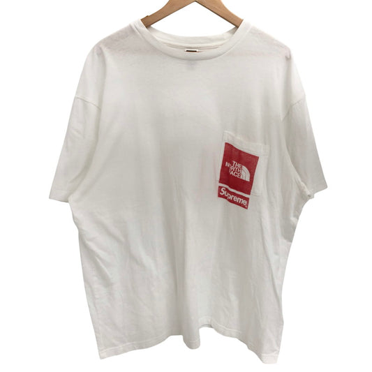 【中古品】【メンズ】 SUPREME × THE NORTH FACE シュプリーム ザ・ノースフェイス 23SS PRINTED POCKET TEE 半袖 Tシャツ トップス 149-260512-rs-01-fur サイズ：XL カラー：ホワイト 万代Net店