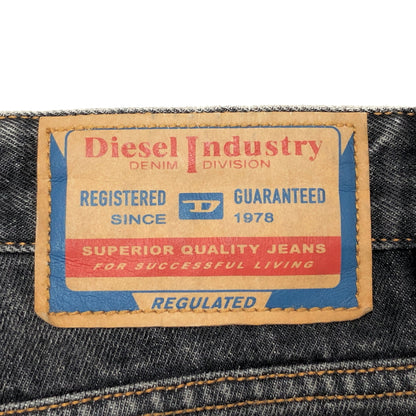 【中古品】【メンズ】 DIESEL ディーゼル D-RISE DENIM PANTS デニムパンツ Gパン ジーンズ ダメージ加工 ボトムス 古着 152-261022-rs-06-fur サイズ：28 カラー：ブラックインディゴ 万代Net店
