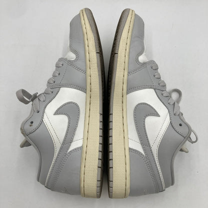 【中古品】【レディース】 NIKE ナイキ 箱無し DC0774-103 WOMEN’S AIR JORDAN １ LOW 靴 スニーカー 160-250616-NS-23-iwa サイズ：26.5cm カラー：ホワイト グレー 万代Net店