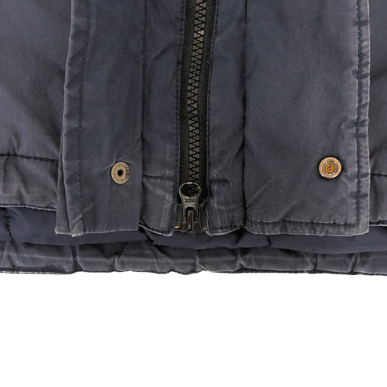 【現状渡し品】【メンズ】 WILDTHINGS ワイルドシングス ダウンジャケット アウトドア 144-251204-yu-04-fur サイズ：L カラー：ネイビー系 万代Net店