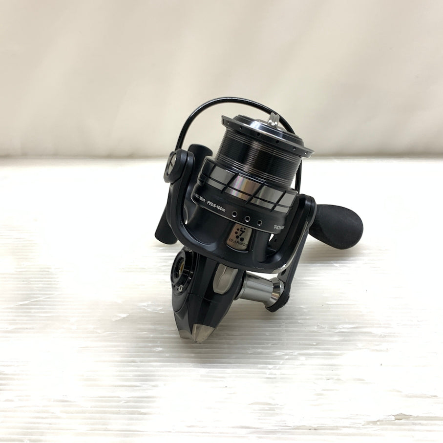 【現状渡し品】 アブガルシア ロキサーニ 2000SH 134-260424-MS-02-min 万代Net店