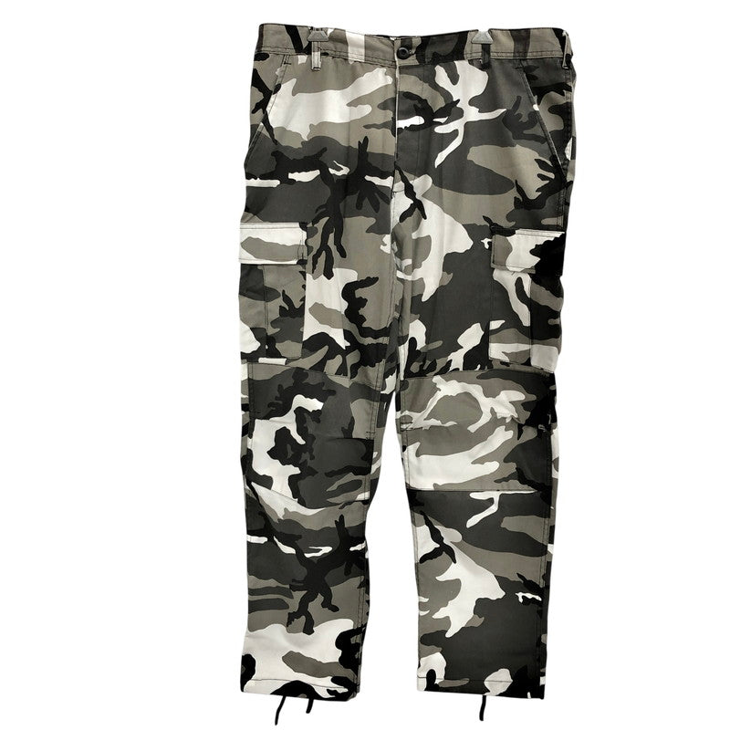 【中古品】【メンズ】 ROTHCO ロスコ CAMO CARGO PANTS カーゴパンツ カモフラージュ 迷彩 パンツ ボトムス 158-260513-rs-08-fur サイズ：LARGE REGULAR カラー：カモフラージュ(ブラック系) 万代Net店