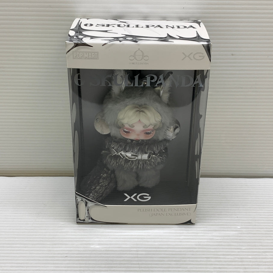 【中古品】 POP MART SKULLPANDA×XG ぬいぐるみペンダント ポップマート 箱あり 039-261016-YT-06-min 万代Net店