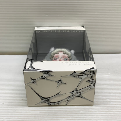 【中古品】 POP MART SKULLPANDA×XG ぬいぐるみペンダント ポップマート 箱あり 039-261016-YT-06-min 万代Net店