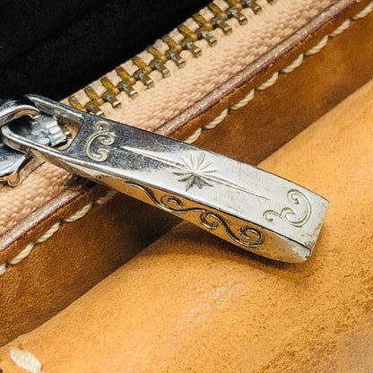 【ジャンク品】【メンズ】 SAAD サード ボディバッグ レザー カバン 188-250907-hn-04-fur カラー：ブラウン系 万代Net店