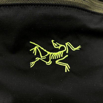 【中古品】【メンズ/レディース】 ARC'TERYX アークテリクス HELIAD15 BACKPACK X000010403 ヒリアド15 バックパック リュック バッグ 鞄 188-261026-rs-06-fur カラー：ブラック 万代Net店