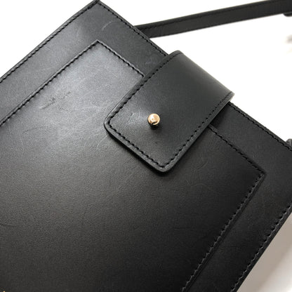 【中古品】【レディース】 A.P.C. アーペーセー ALBANE アルバン ネックポーチ ポシェット ショルダーバッグ 鞄 188-261026-rs-07-fur カラー：ブラック 万代Net店