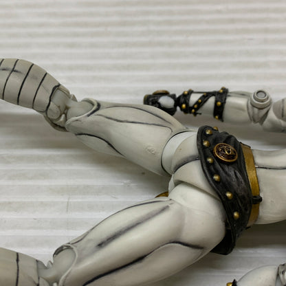 【現状渡し品】 超像可動 キラークイーン・セカンド(荒木飛呂彦指定カラー) ジョジョの奇妙な冒険 メディコス・エンタテインメント 箱あり 051-260914-YT-01-min 万代Net店