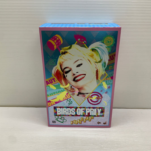 【中古品】 ムービー・マスターピース ハーレイ・クイン コーションテープ版 ハーレイ・クインの華麗なる覚醒 BIRDS OF PREY フィギュア 箱あり 055-260914-YT-09-min 万代Net店