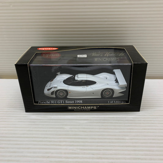 【現状渡し品】 京商 kyosho MINICHAMPS 1/43 ポルシェ 911 GT1 ストリート 1998 ホワイト 433 986803 ミニカー 061-260401-AS-6-min 万代Net店