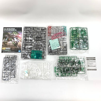 【未使用品】 バンダイ MG 1/100 ガンダムキュリオス[クリアカラー] MG 1/100 ガンダムデュナメス[クリアカラー] ガンダムベース限定品 2体セット 058-260805-ma-03-fur 万代Net店