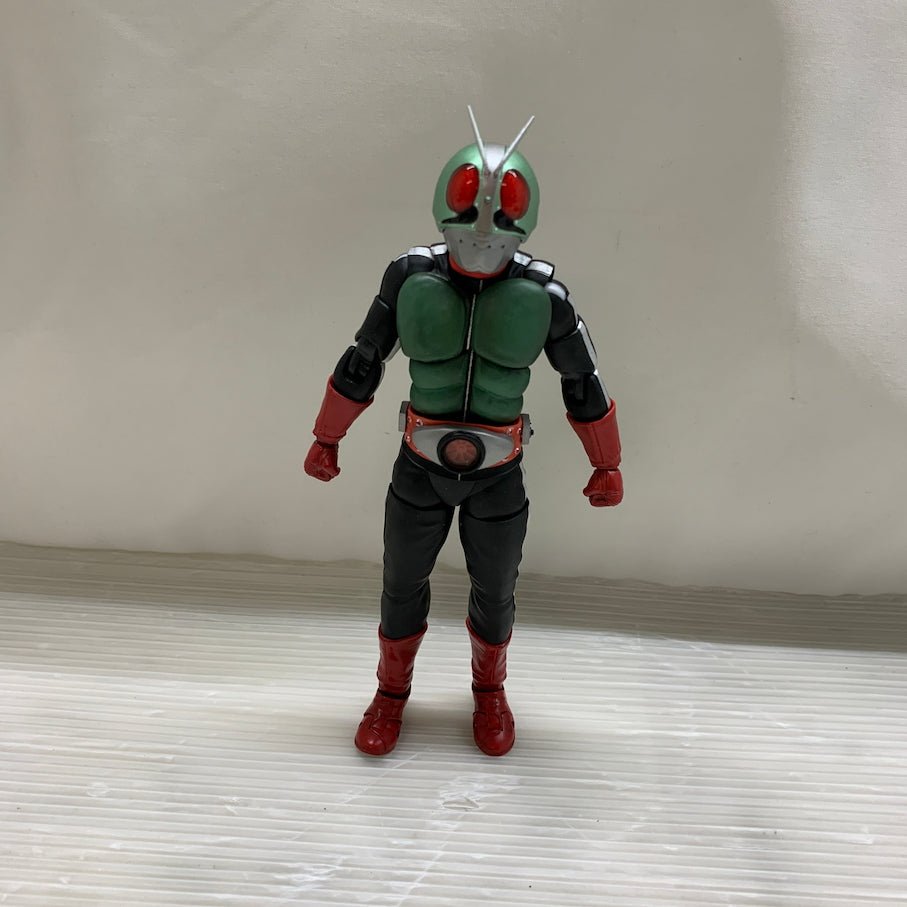【現状渡し品】 S.H.F 真骨彫製法 仮面ライダー新2号 042-260630-MS-04-min 万代Net店