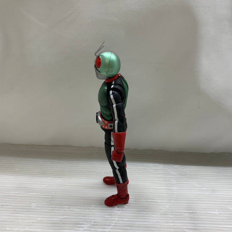 【現状渡し品】 S.H.F 真骨彫製法 仮面ライダー新2号 042-260630-MS-04-min 万代Net店