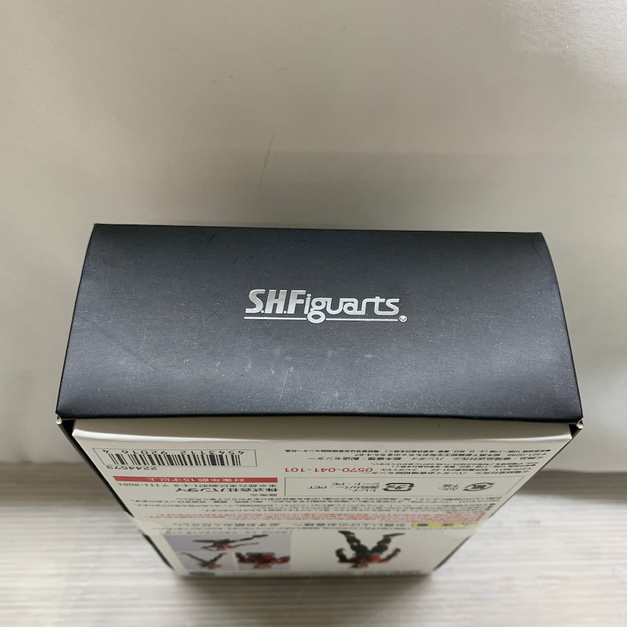 【現状渡し品】 S.H.F 真骨彫製法 仮面ライダークウガ マイティフォーム 042-260630-MS-05-min 万代Net店