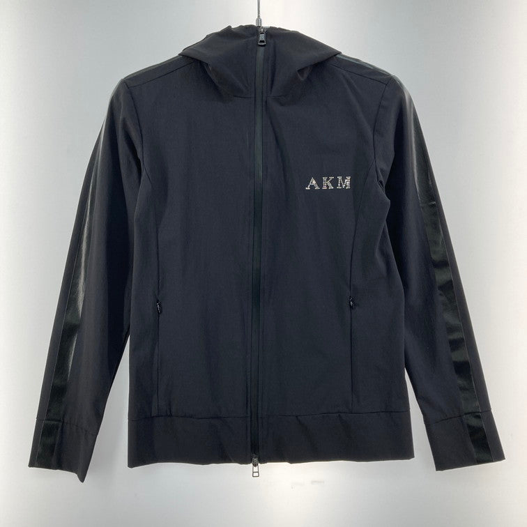 【中古品】【メンズ】 AKM Contemporary SWAROLOGO JERSEY BLOUSON 140-260213-WA-05-iwa サイズ：S カラー：ブラック 万代Net店